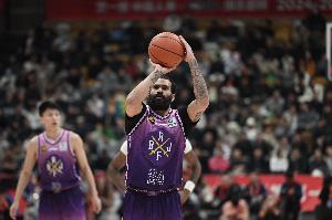 开云注册-高效但难挽败局！里勒10中8得到20分4板2助1断 三分3中2