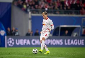 开云体育官网-全市场：西汉姆联与那不勒斯、都灵竞争埃尔马斯，已进行重要询价