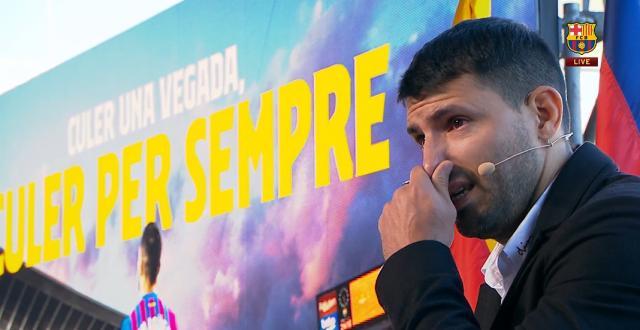 开云app-阿圭罗流泪宣布退役：我太想继续 但现实不再允许