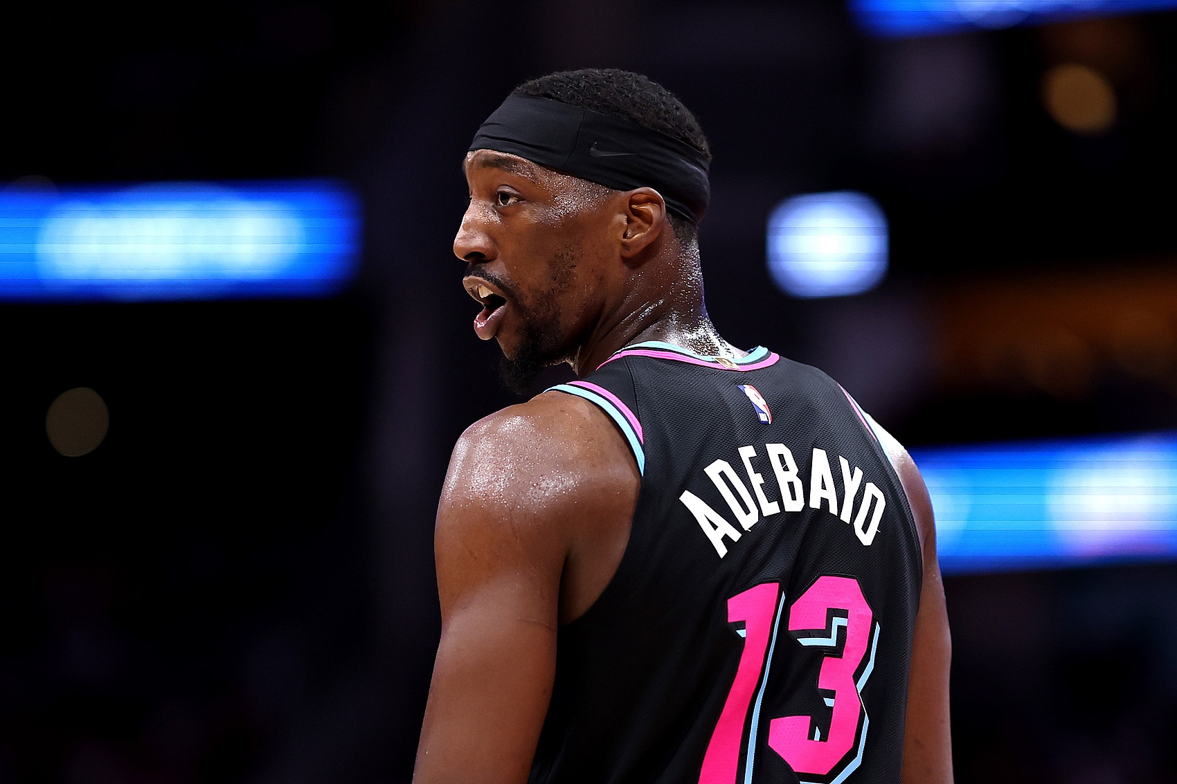 开云app-毫无状态！阿德巴约半场出战20分钟 6中1&amp;三分5中0